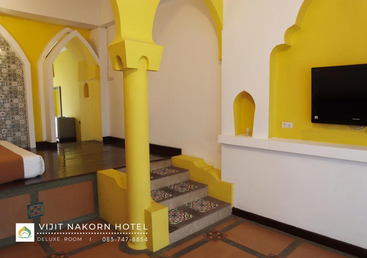Vijit Nakorn Hotel Sisaket 外观 照片